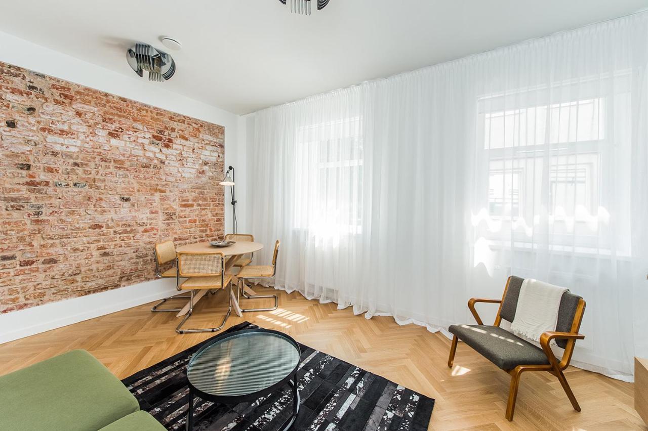 Kaunas Town Hall Apartment 5A By Urban Rent Luaran gambar